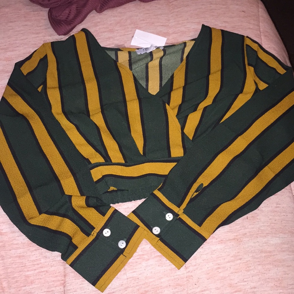 Stripe Wrap Crop